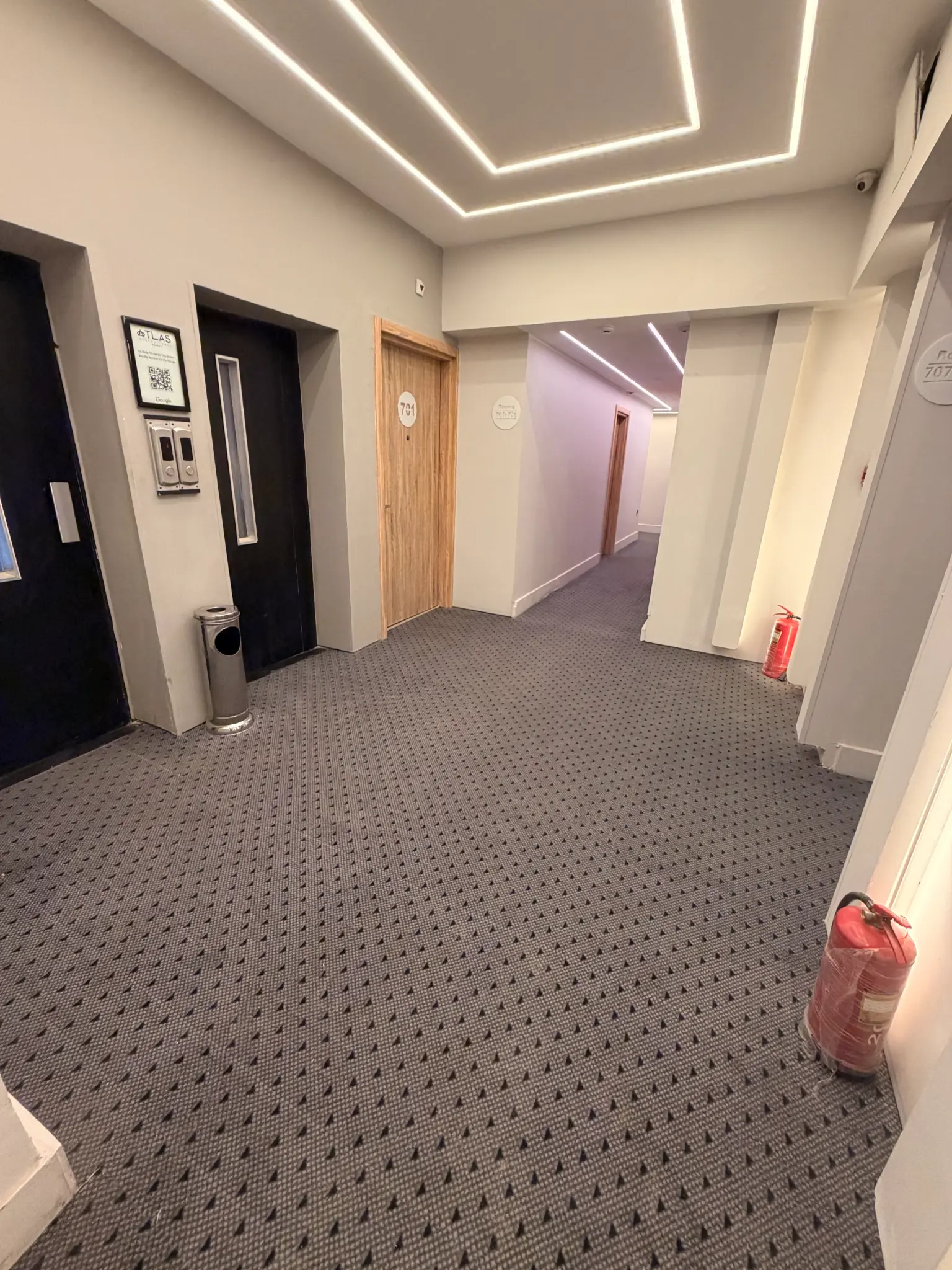 Hotel Floor Landing